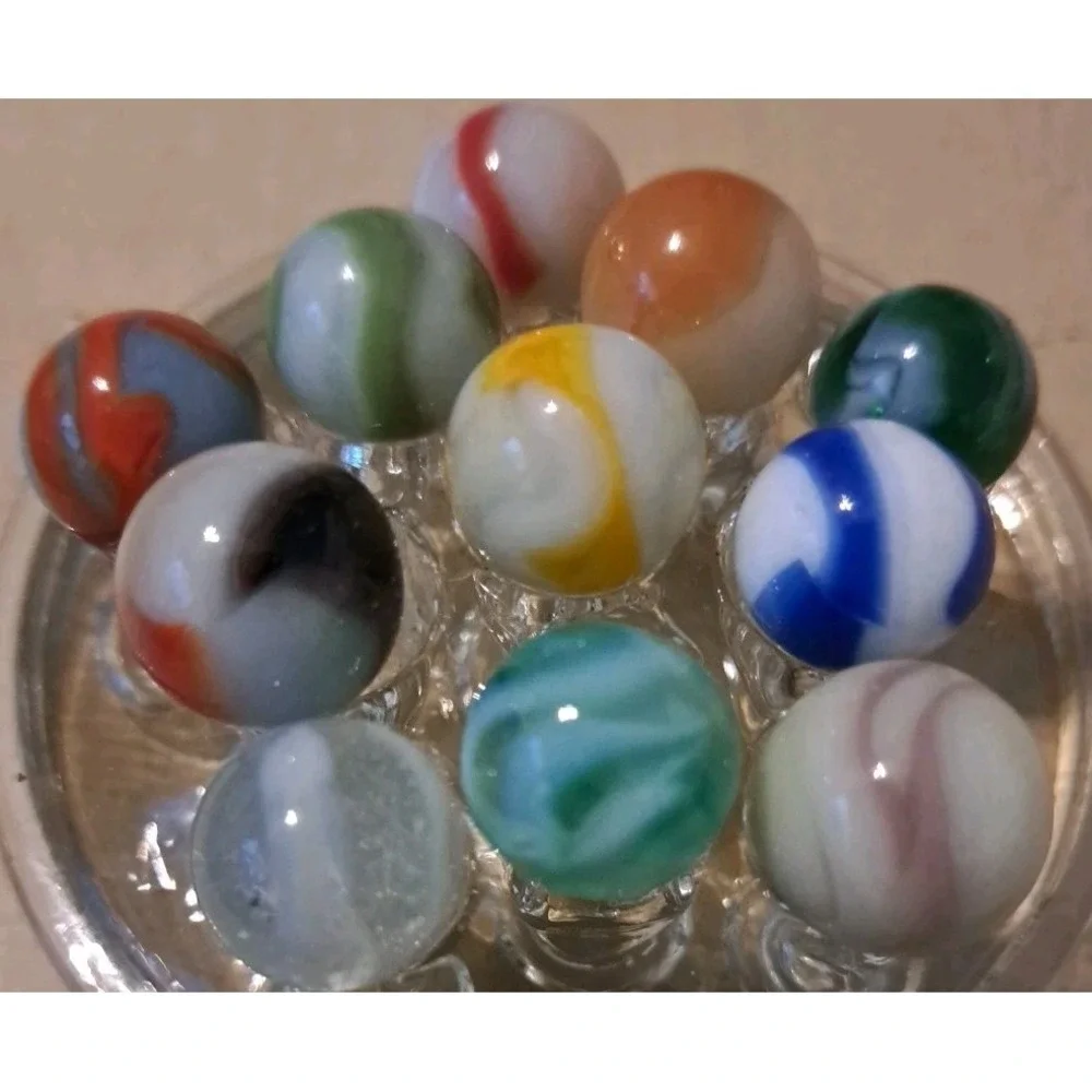 Lot‎ Of 11 Estate Sale Marbles Mixed Colors